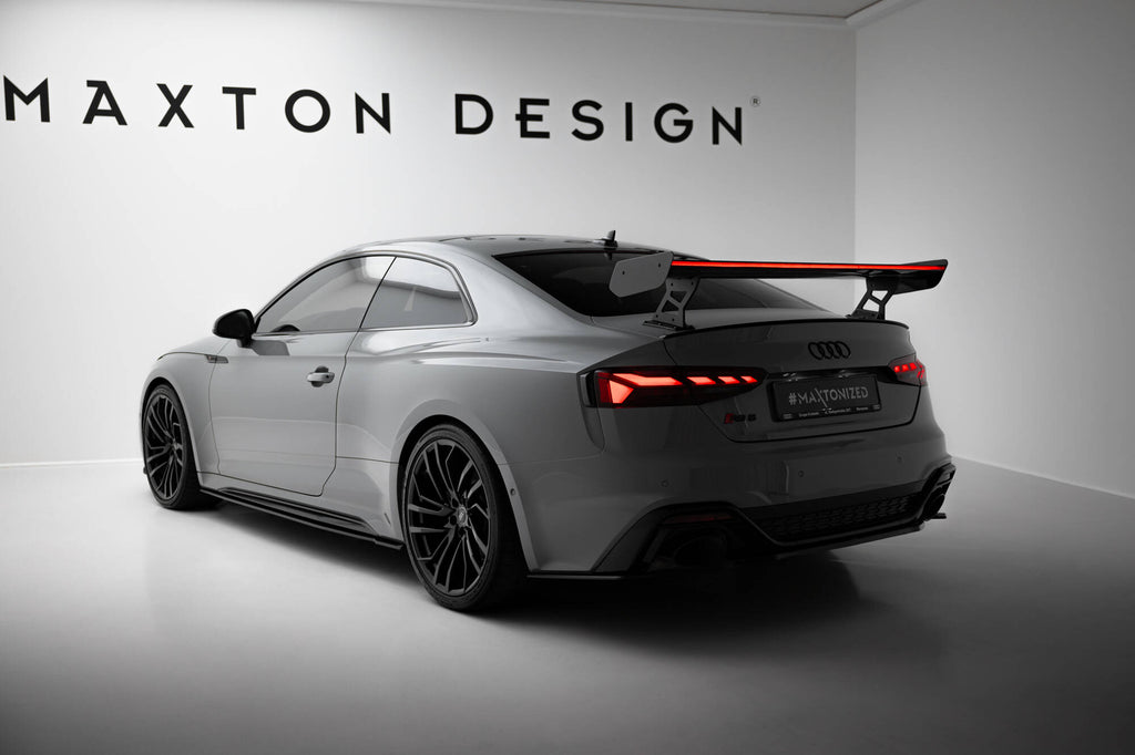 Hiilpoileri ulkoisilla suluilla pystyssä V.2 + LED Audi A5 / A5 S-Line / S5 / RS5 Coupe F5 / F5-kasvojenkorotus