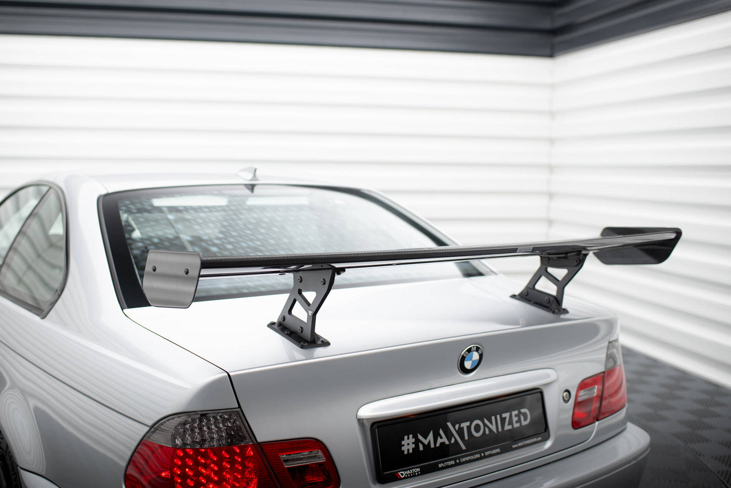 Carbon spoiler with internal brackets uprights bmw 3 coupe e46