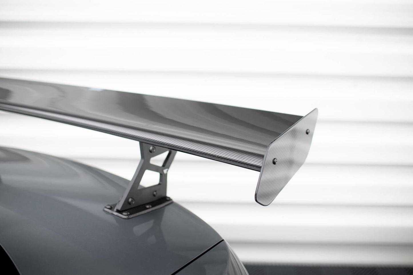 Carbon spoiler with internal brackets uprights bmw 3 / m3 coupe e92