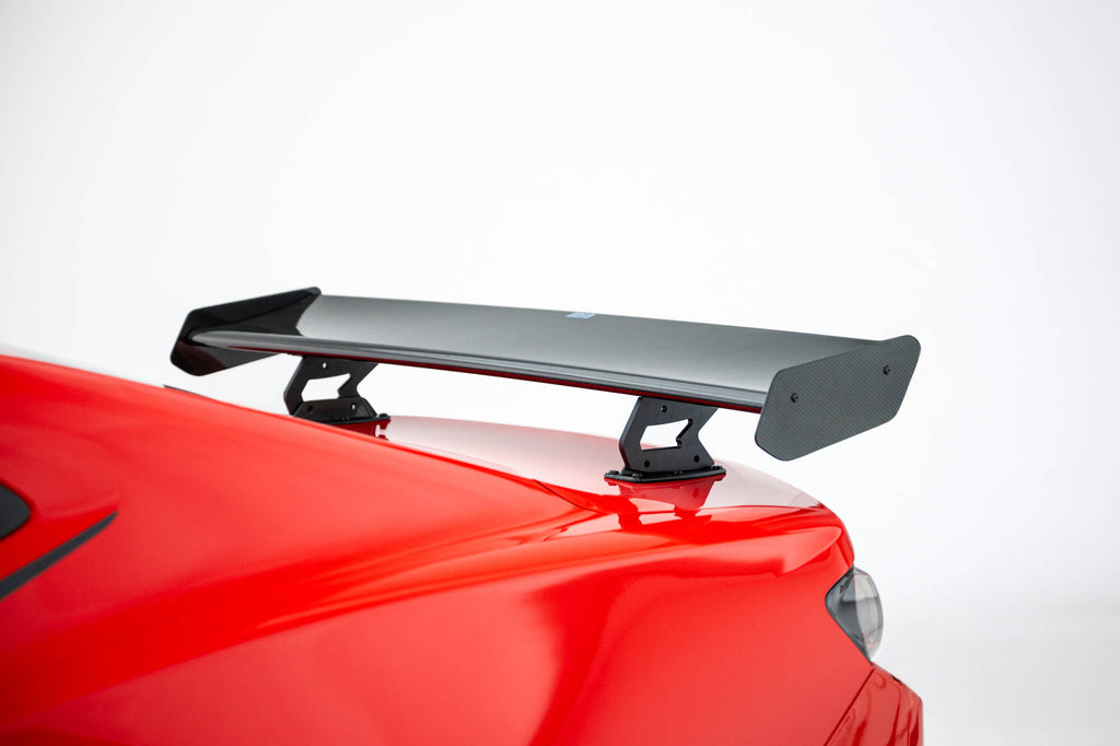 Carbon spoiler with internal brackets uprights chevrolet camaro ss mk6 facelift
