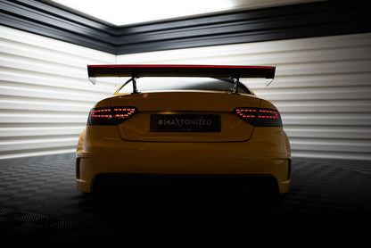 Carbon spoiler med interne parenteser lodret + LED Audi A5 Coupe 8t