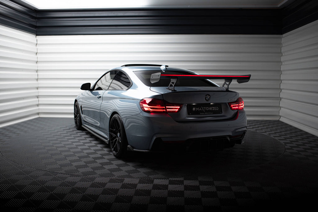 Hiilipoileri, jossa on sisäiset suluilla, pystyssä + LED BMW 4 F32 / 4 F32 M-pakkauskupee