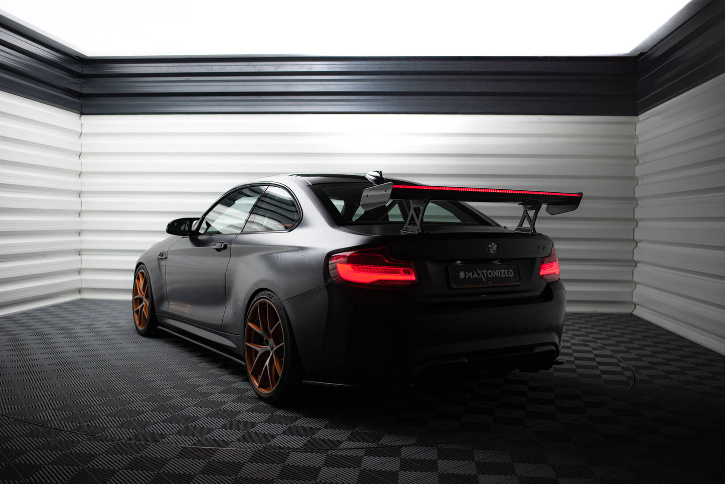Carbon spoiler with internal brackets uprights + led bmw m2 f87 / 2 / 2 m-pack f22