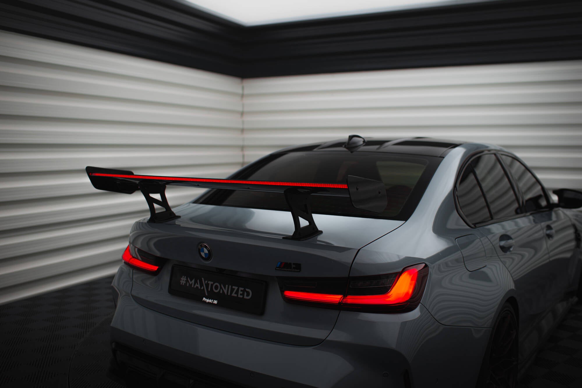Carbon spoiler with internal brackets uprights + led bmw m3 g80 / m340i g20 / 3 m-pack g20 / 3 standard g20