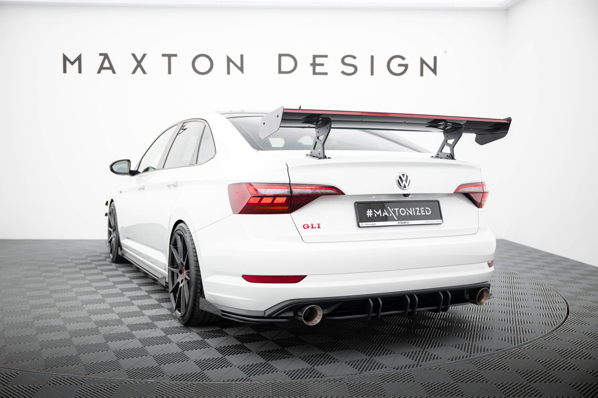 Carbon spoiler with internal brackets uprights + led volkswagen jetta gli mk7
