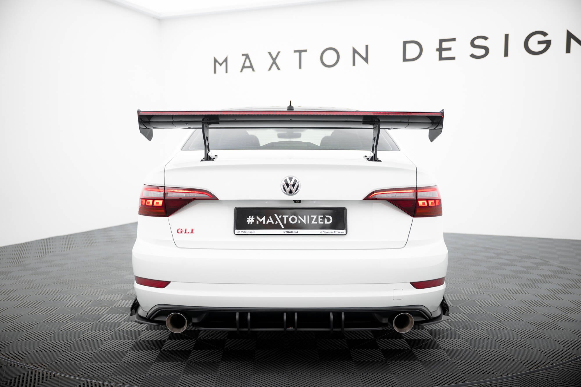 Carbon spoiler with internal brackets uprights + led volkswagen jetta gli mk7
