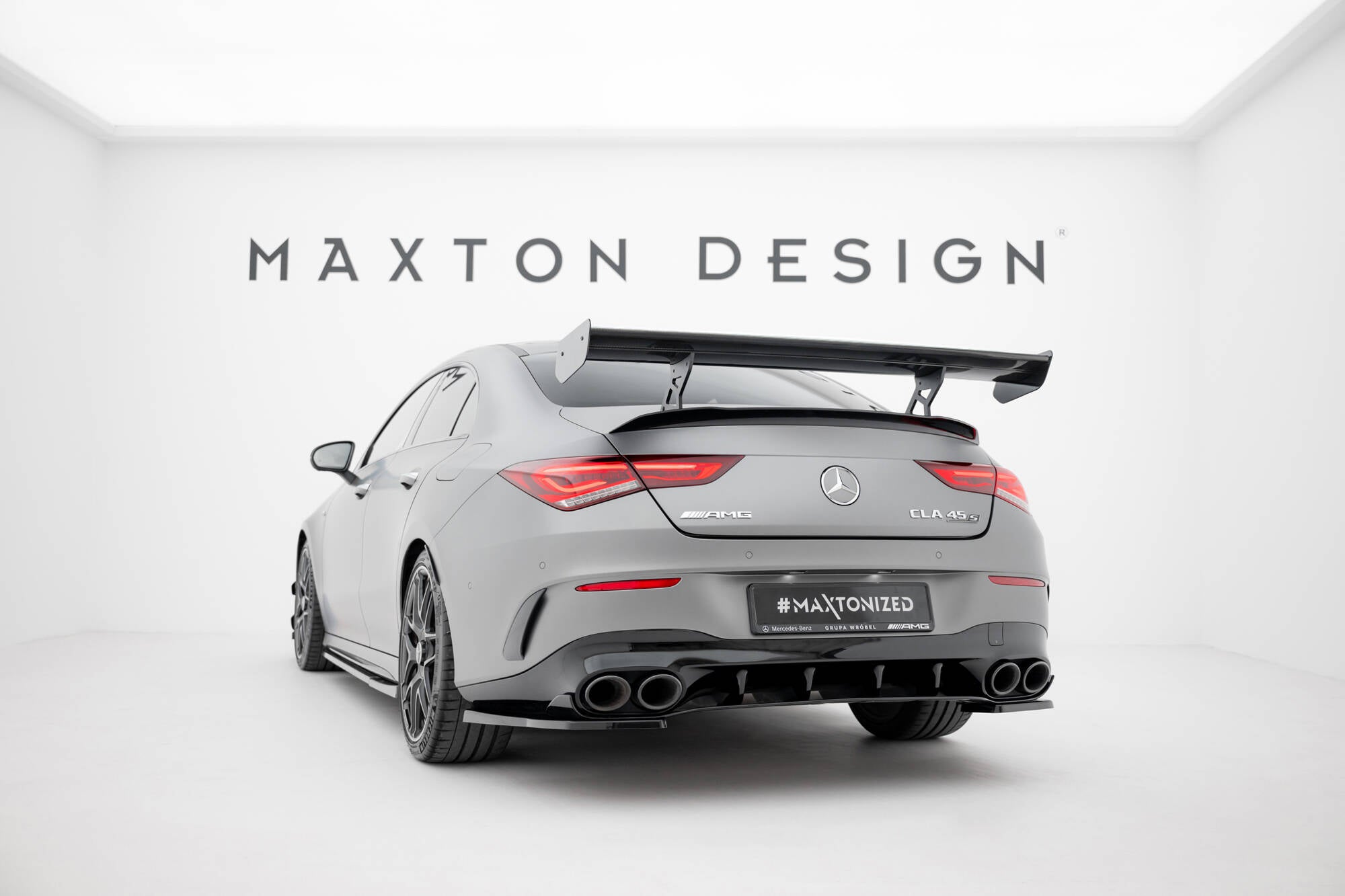 Carbon spoiler with internal brackets uprights mercedes-benz cla coupe c118 / c118 facelift
