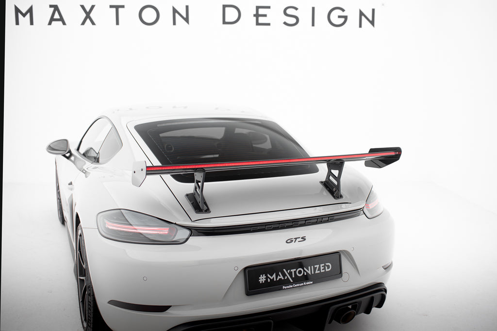 Hiilpoileri sisäisillä suluilla pystyssä V.1 + LED Porsche 718 Cayman 982c