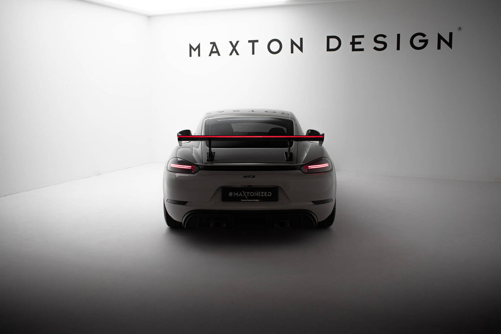 Hiilpoileri sisäisillä suluilla pystyssä V.1 + LED Porsche 718 Cayman 982c