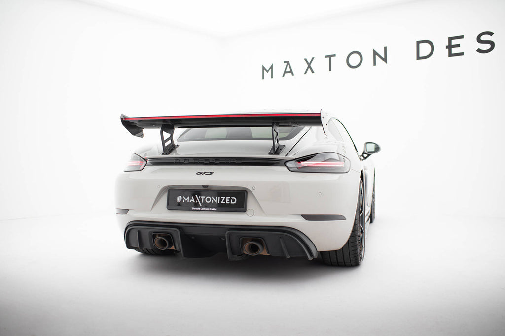 Hiilpoileri sisäisillä suluilla pystyssä V.2 + LED Porsche 718 Cayman 982c