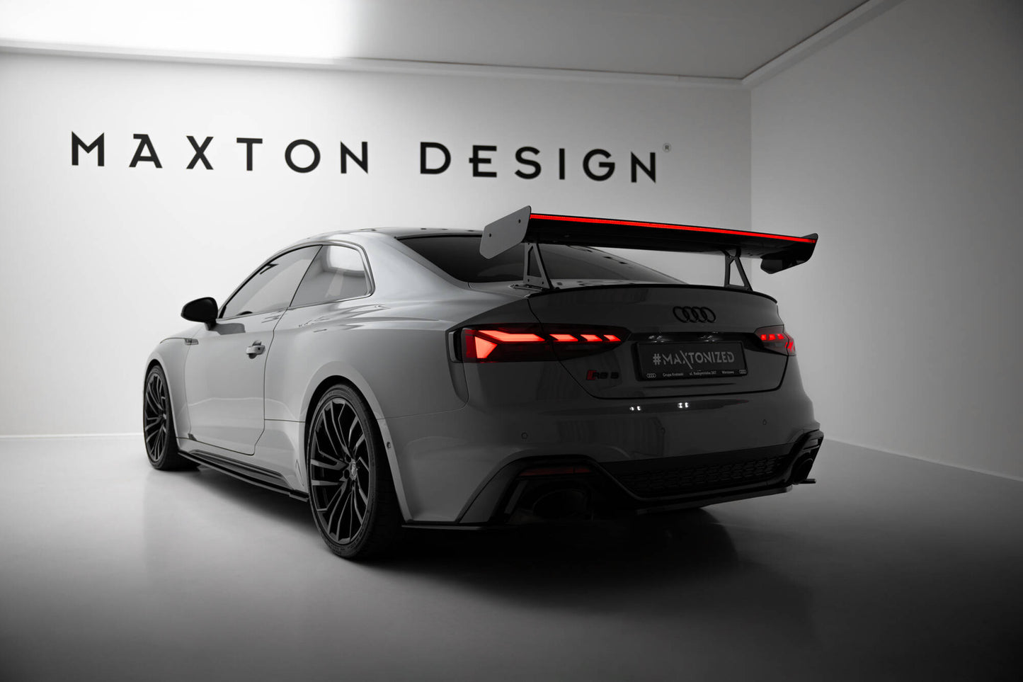 Carbon spoiler with upper swan mounting + led audi a5 / a5 s-line / s5 / rs5 coupe f5 / f5 facelift