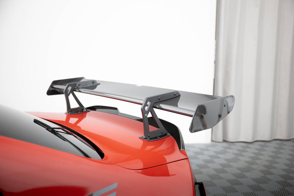 Carbon spoiler med øvre svanemontering + LED BMW M2 G87