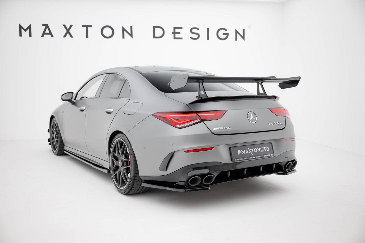 Carbon spoiler with upper swan mounting  mercedes-benz cla coupe c118 / c118 facelift