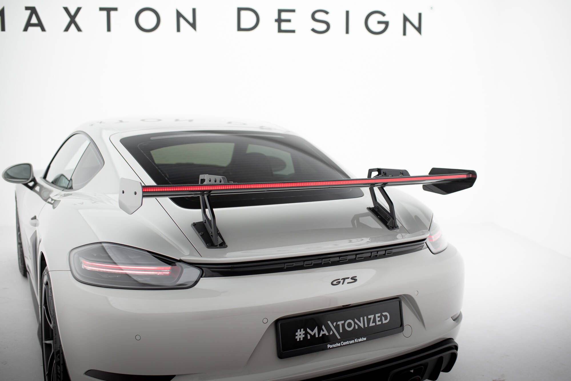 Carbon spoiler with upper swan mounting v.2 + led porsche 718 cayman 982c
