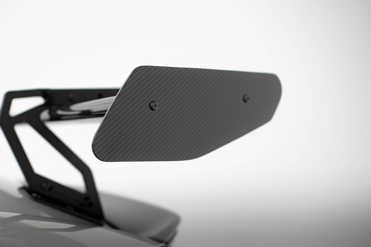 Carbon Spoiler with Upper Swan Mounting v.2 + LED Porsche 718 Cayman 982C