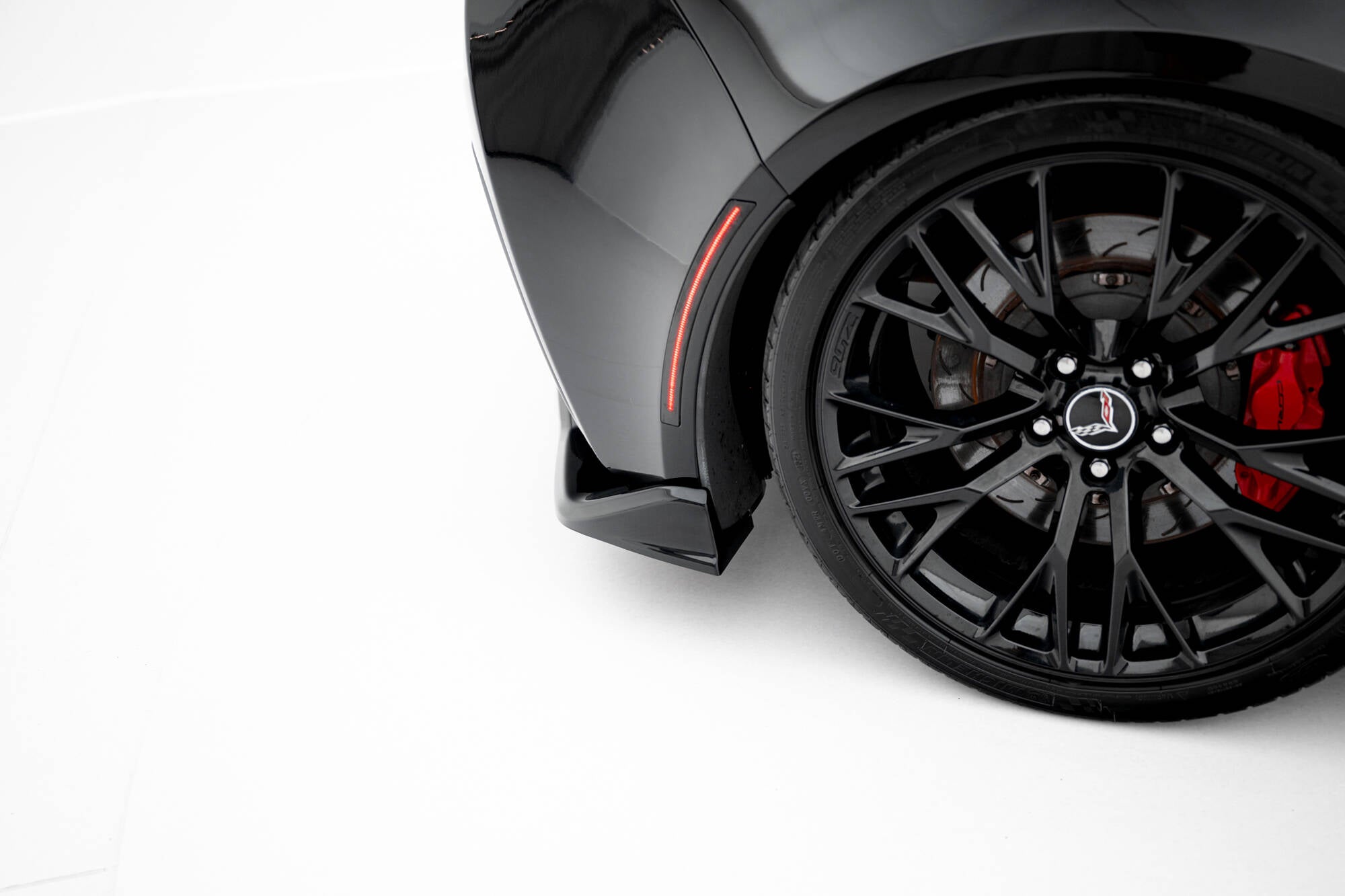 Central rear splitter (with vertical bars) chevrolet corvette z06 c7