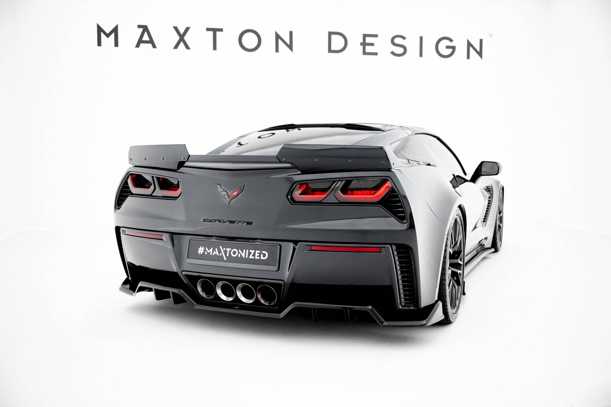 Central rear splitter (with vertical bars) chevrolet corvette z06 c7