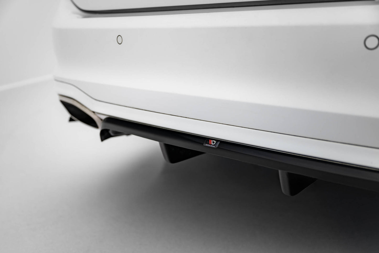 Central rear splitter (with vertical bars) ford focus vignale estate mk4