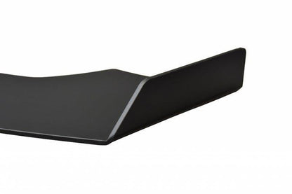 Etukilpailut jakautuvat BMW M3 / 3 M-Pack E36 Coupe