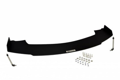 Etukilpailut jakautuvat BMW M3 / 3 M-Pack E36 Coupe