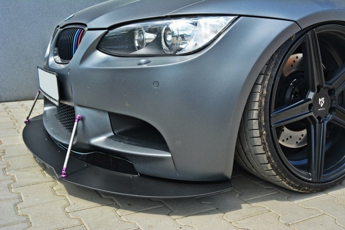 Etukilpailut jakautuvat BMW M3 E92 / E93 (esipuheen malli)