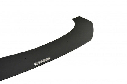 Etukilpailun jakaja Peugeot RCZ -kasvojenkorotus