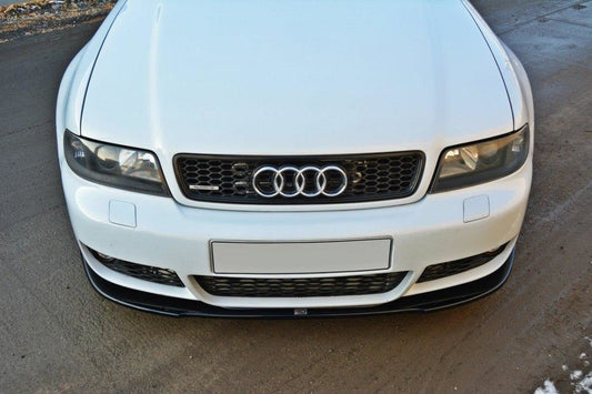 Front halkaisee Audi RS4 B5