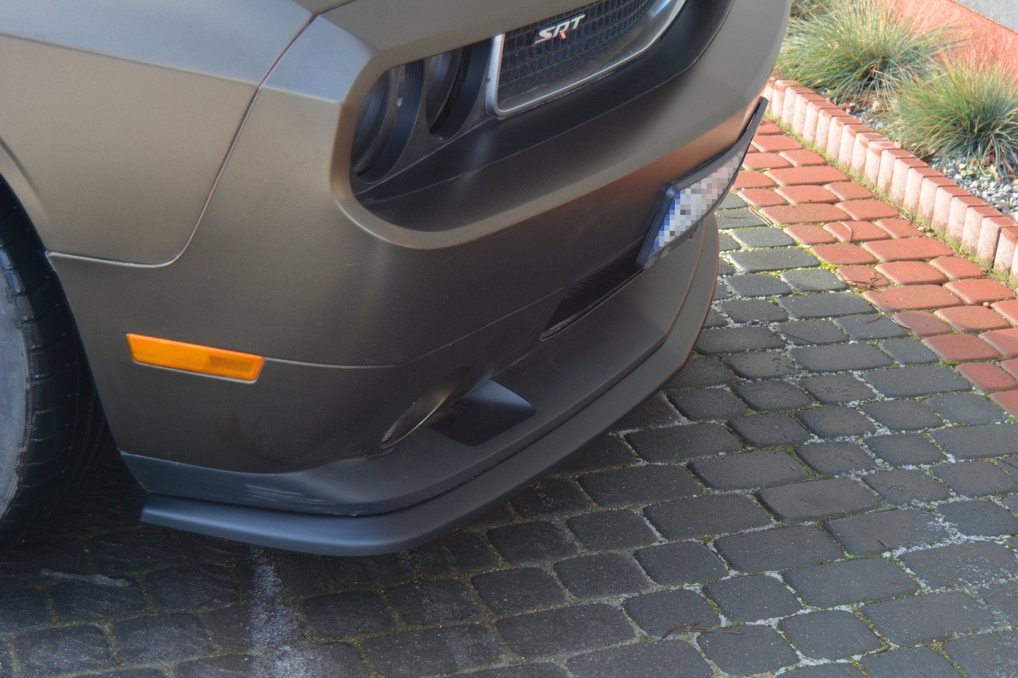Front splitter dodge challenger mk3. phase-i srt8 coupe