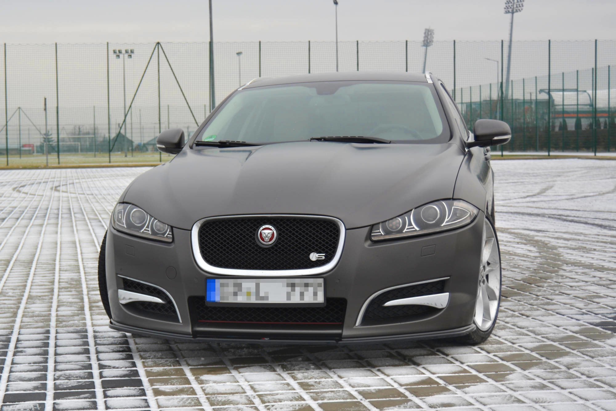 Front Split Jaguar XF (x250) MK1 Sportbrake S-Pack