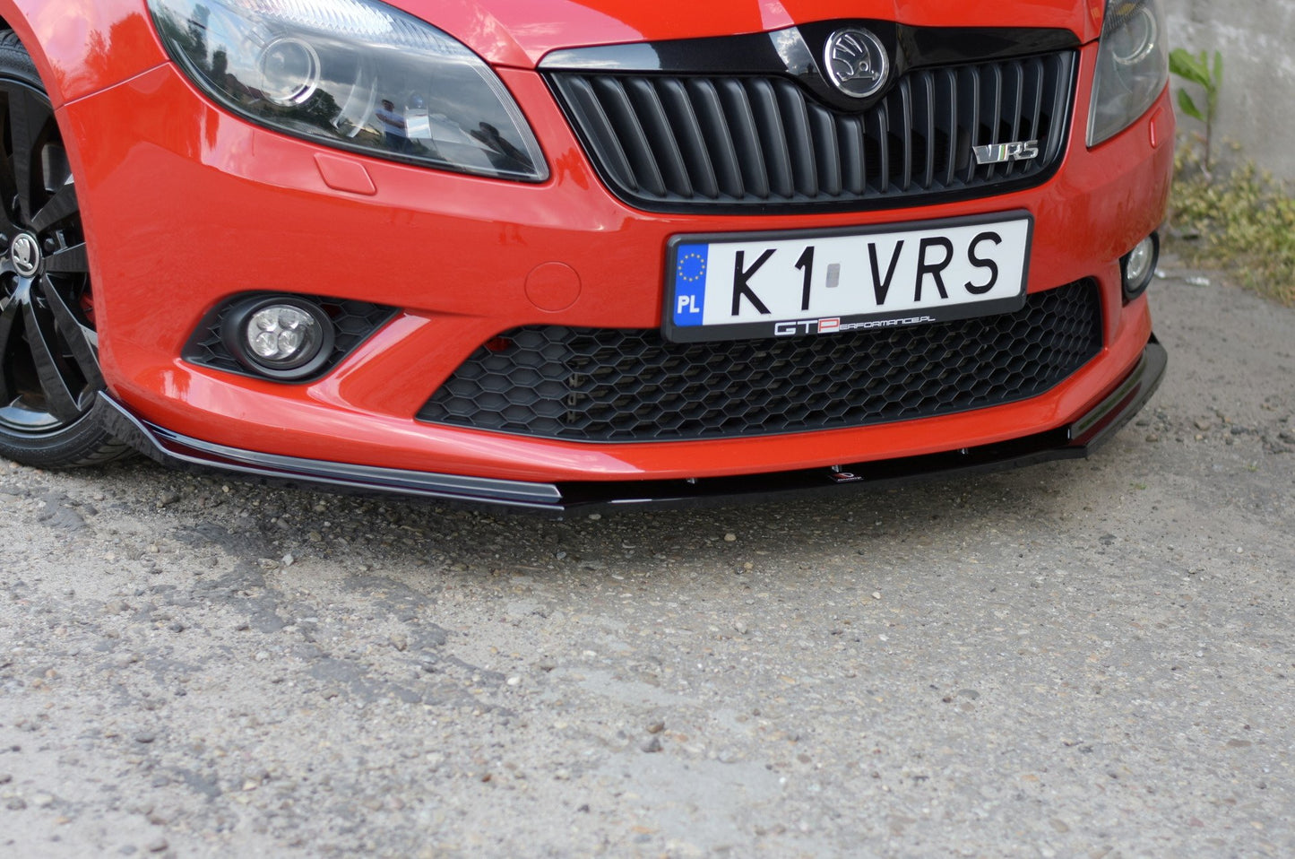 Front halkaisi Skoda fabia mk2 rs