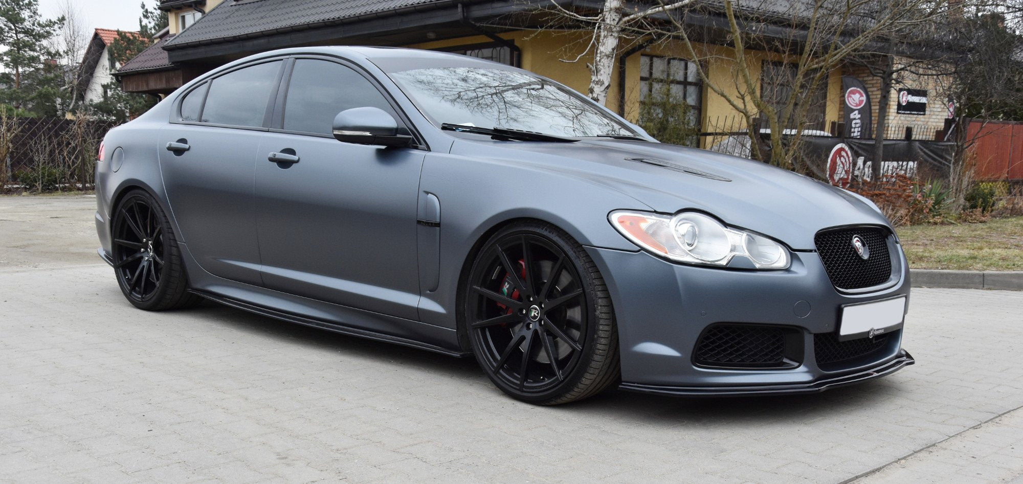 Front splitter v.1 jaguar xf- r