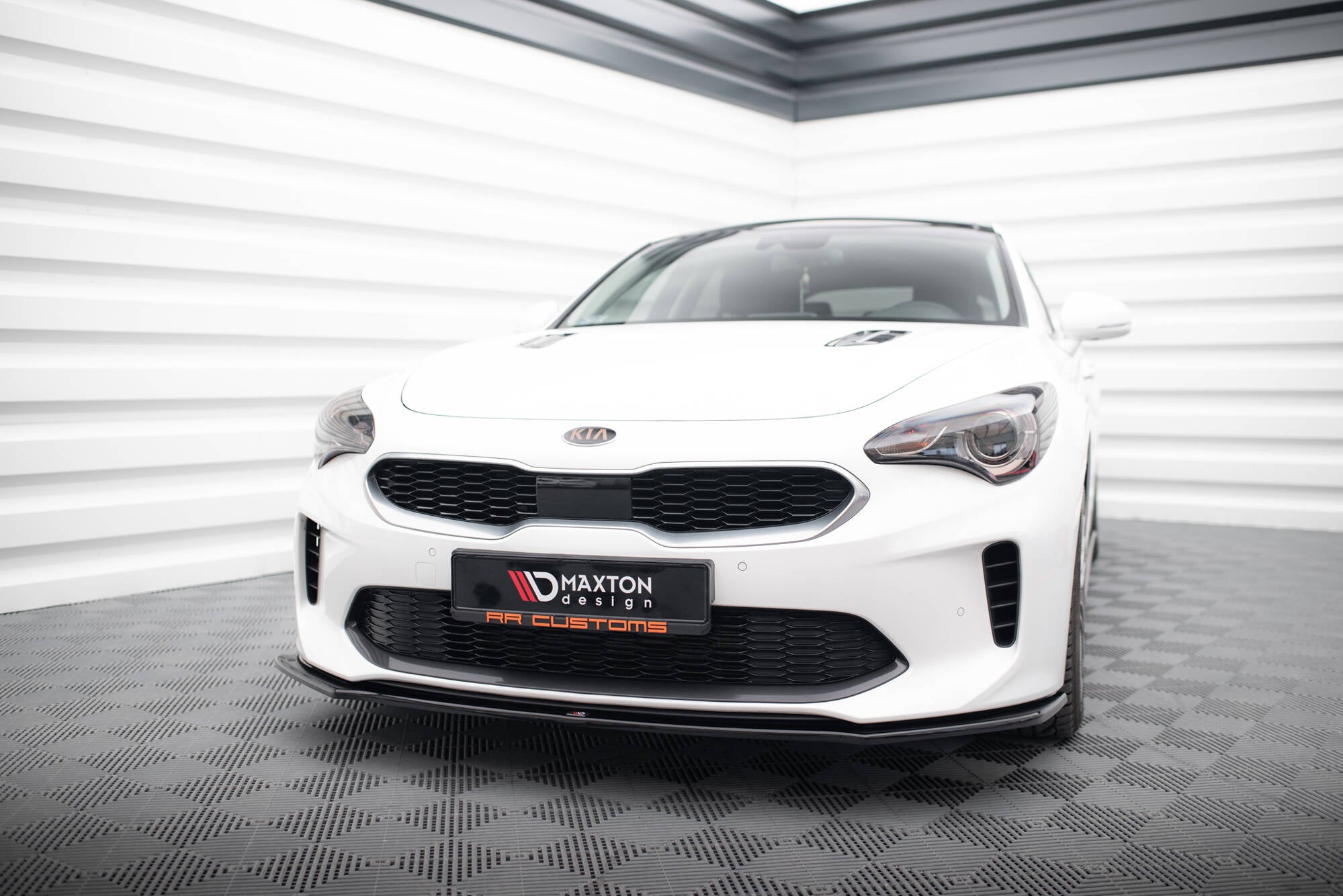 Front splitter v.1 kia stinger gt / gt-line / standard mk1