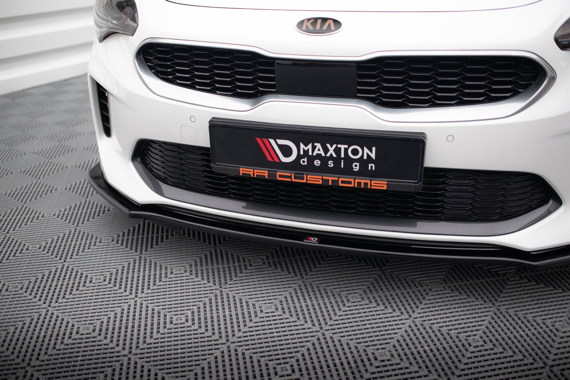 Front splitter v.1 kia stinger gt / gt-line / standard mk1