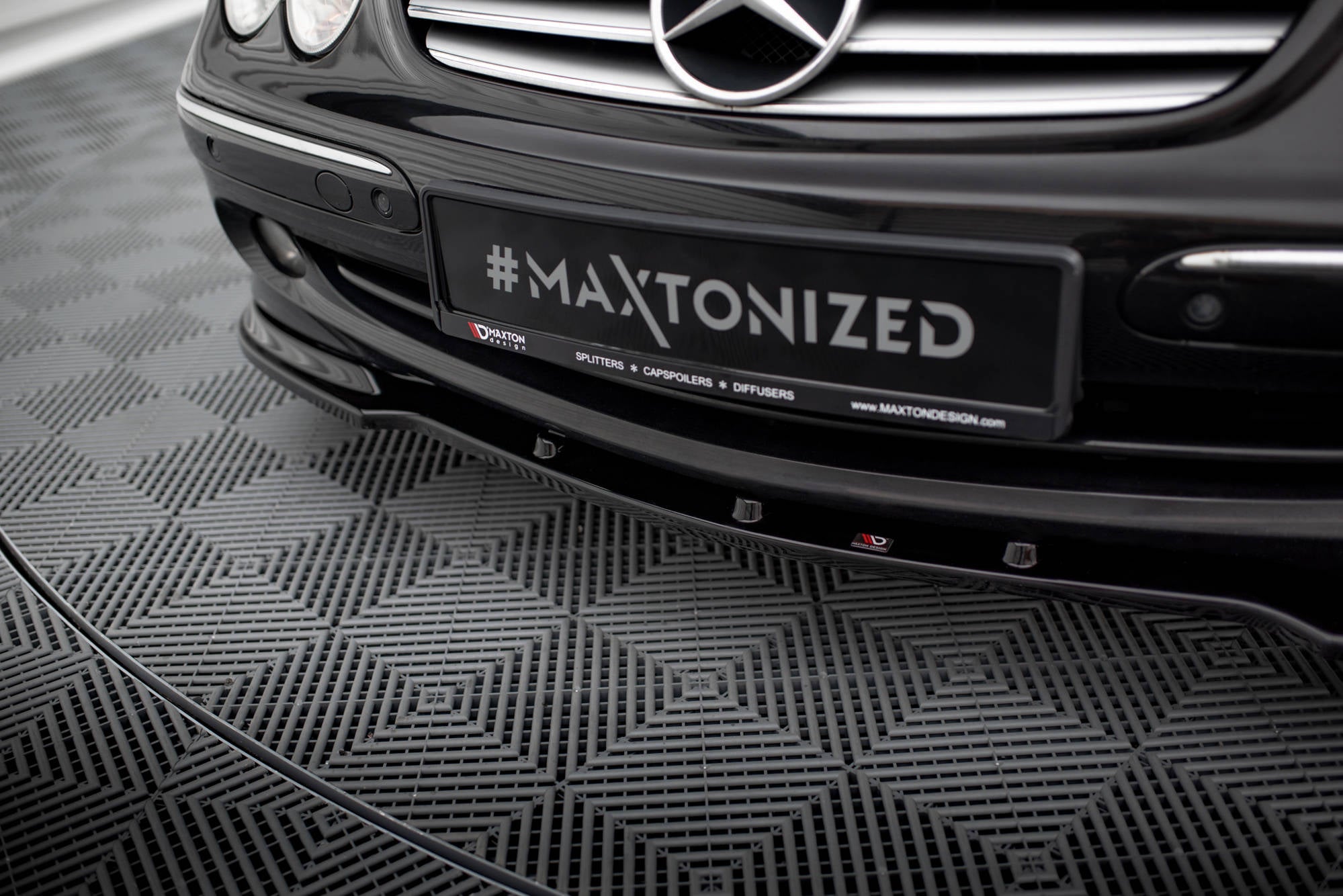 Front splitter v.1 mercedes clk w 209 for standard version