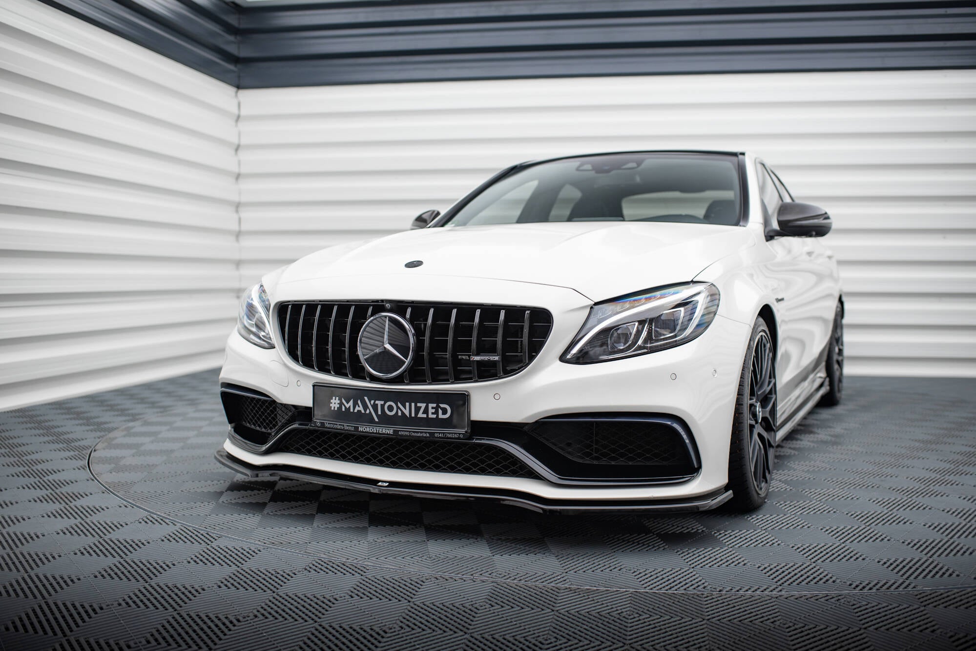 Front splitter v.1 mercedes-amg c63 sedan / estate w205 / s205