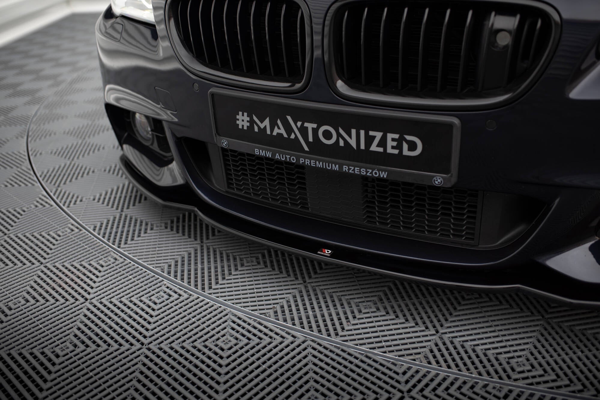 Front Splits v.2 BMW 5 F10/F11 MPACK