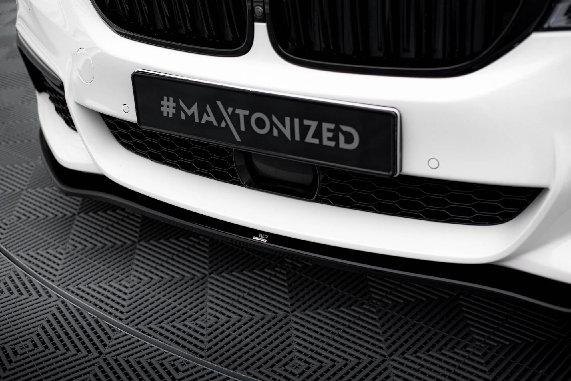 Front splitter v.2 for bmw 5 g30/ g31 m-pack