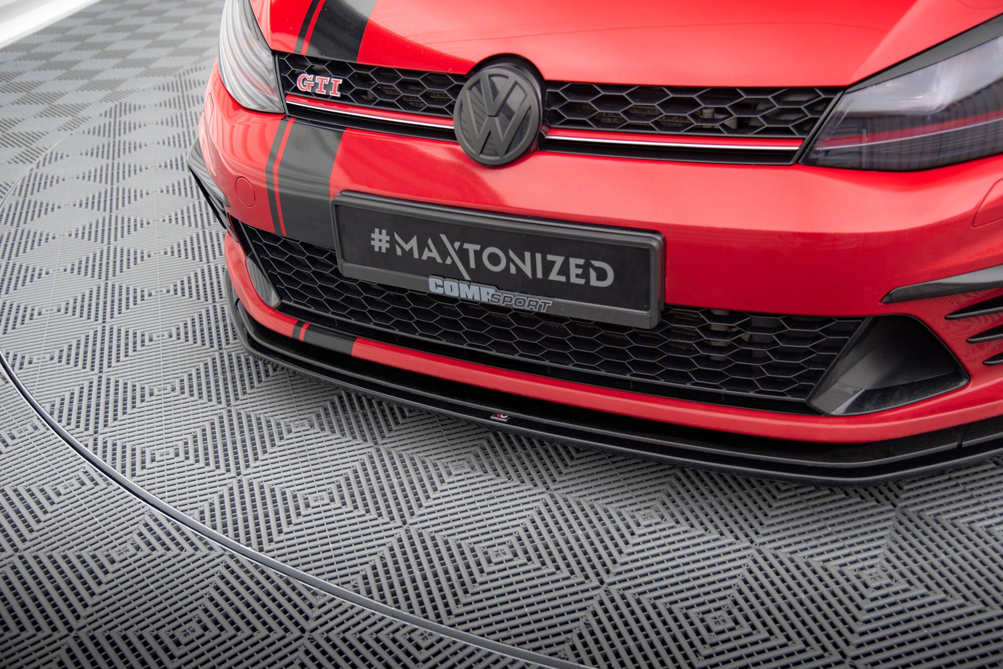 Front Shkitter VW Golf Mk7 GTI Clubsport