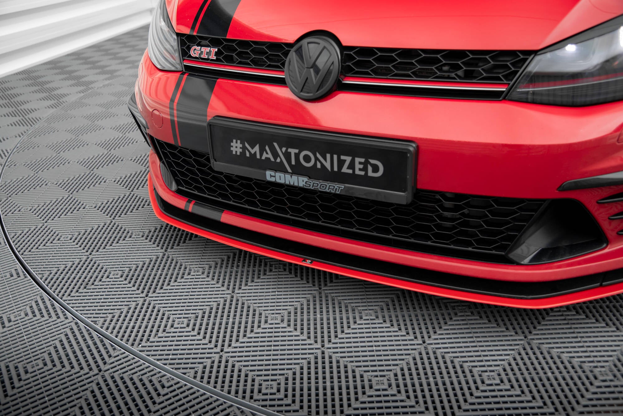 Front Shkitter VW Golf Mk7 GTI Clubsport