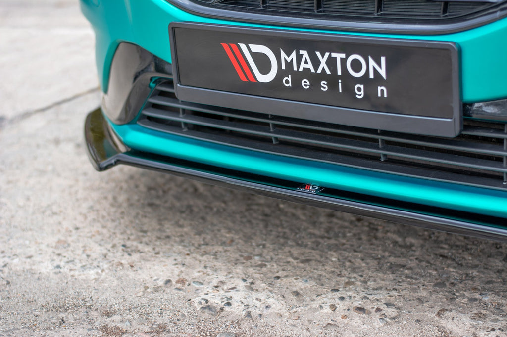 Front Splits Volvo v40 R-Design