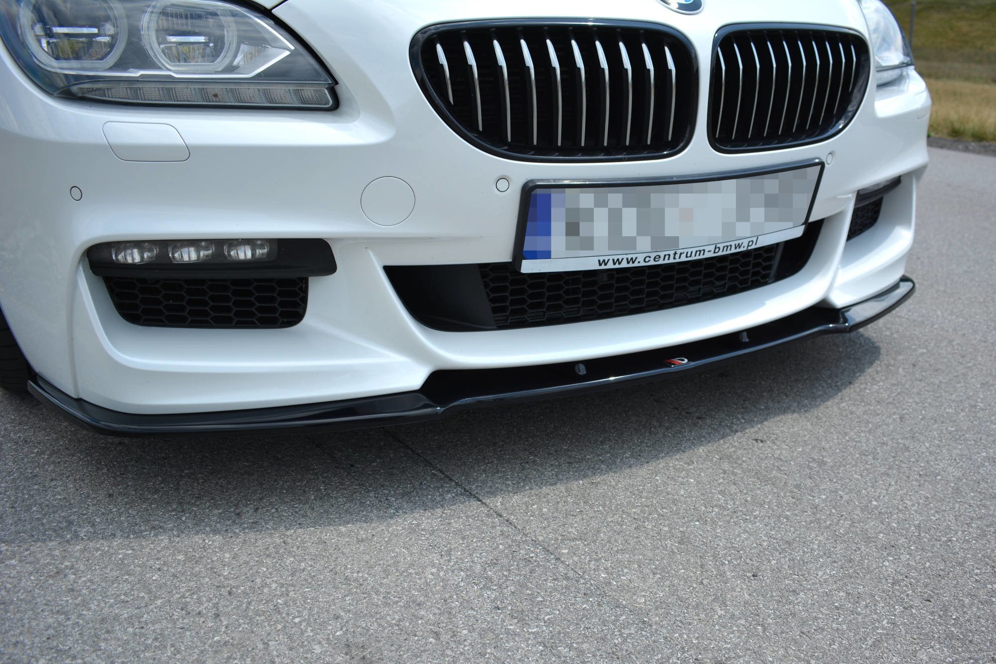 Front splitter for bmw 6 gran coupé mpack