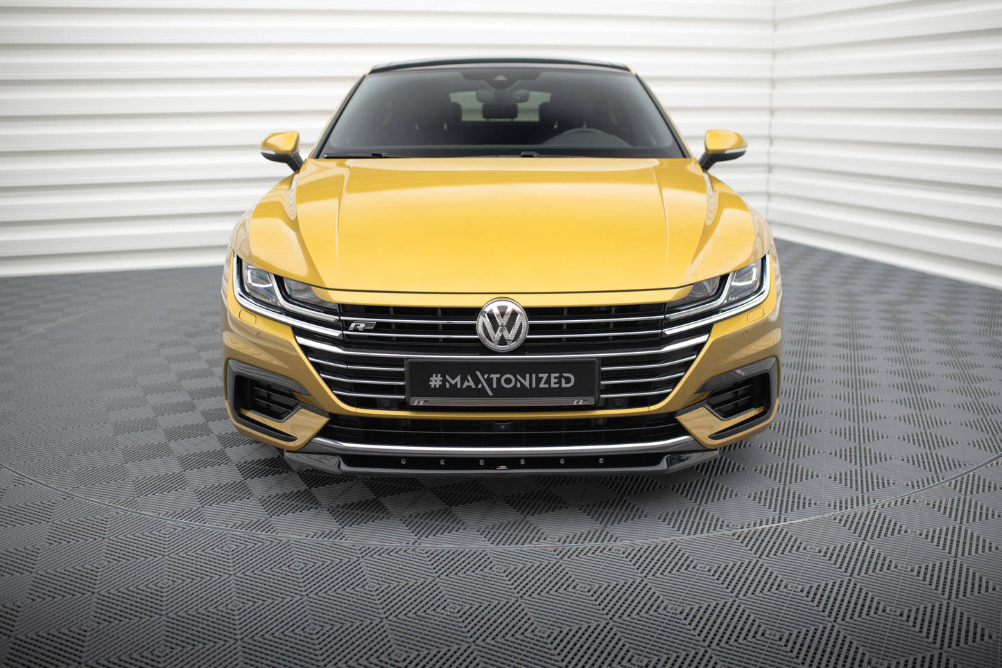 Front Splits v.2 Volkswagen Arteon R-linja