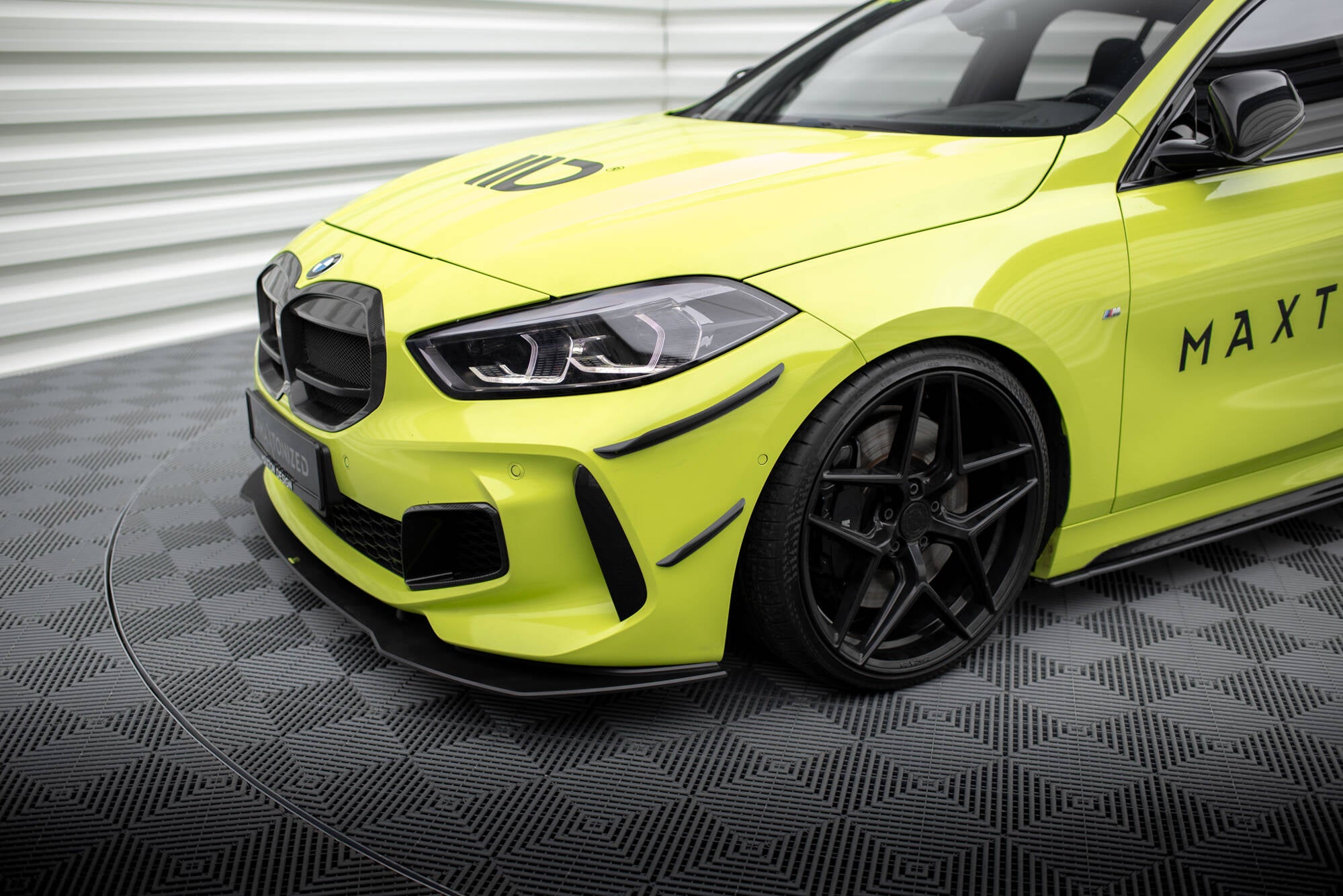 Etupuskurin siivet (kanantit) BMW 1 F40 M-Pack / M135i