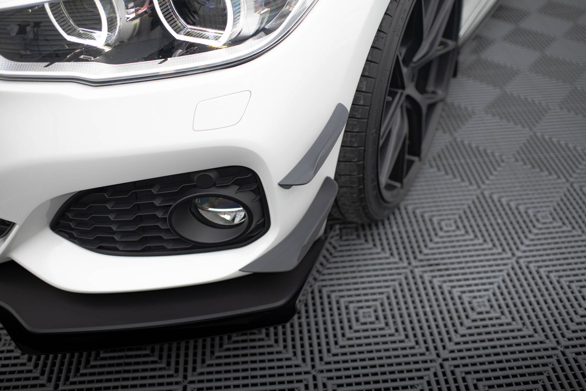 Forreste kofangervinger (canards) BMW 1 m-pack / m140i F20 ansigtsløftning