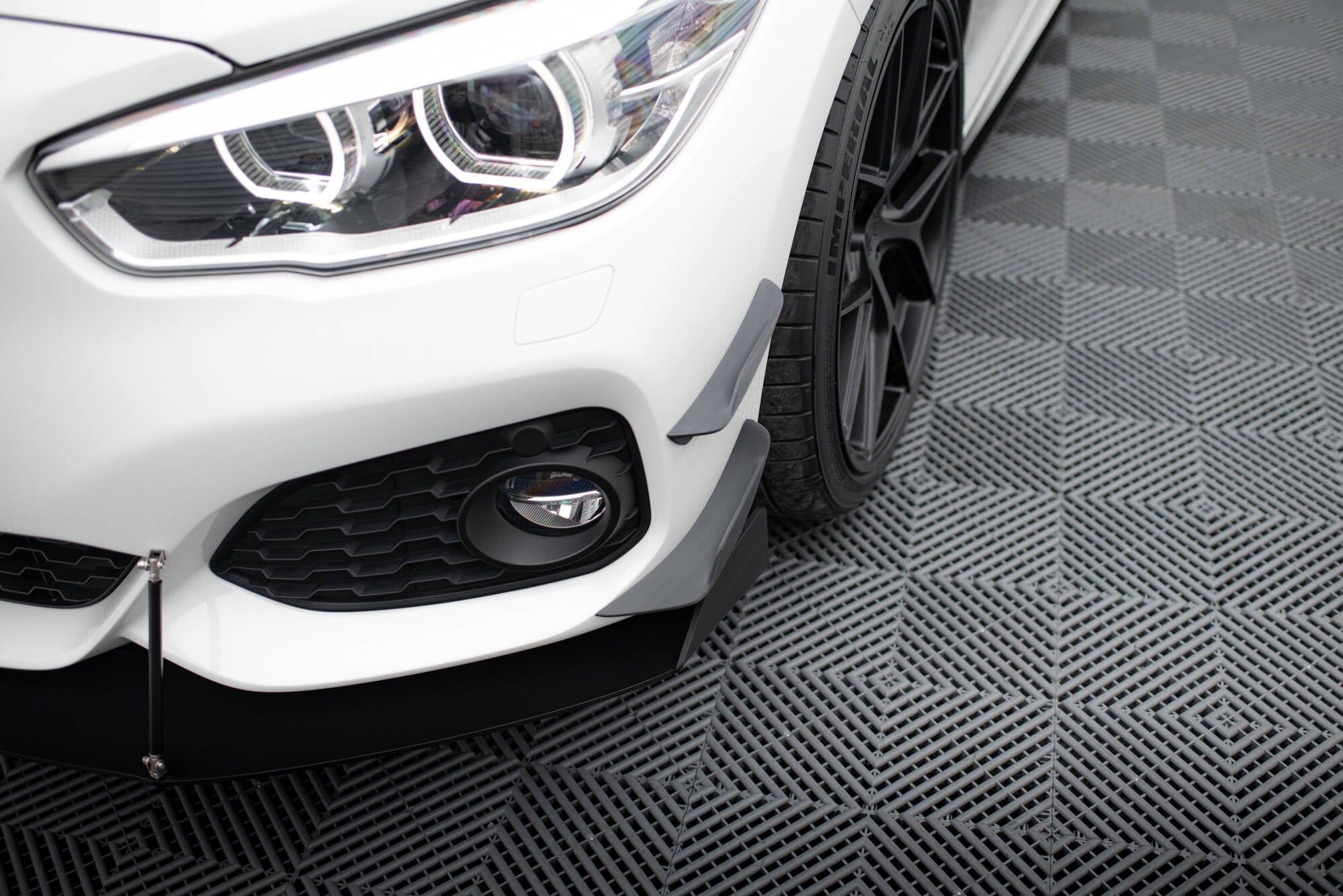 Forreste kofangervinger (canards) BMW 1 m-pack / m140i F20 ansigtsløftning