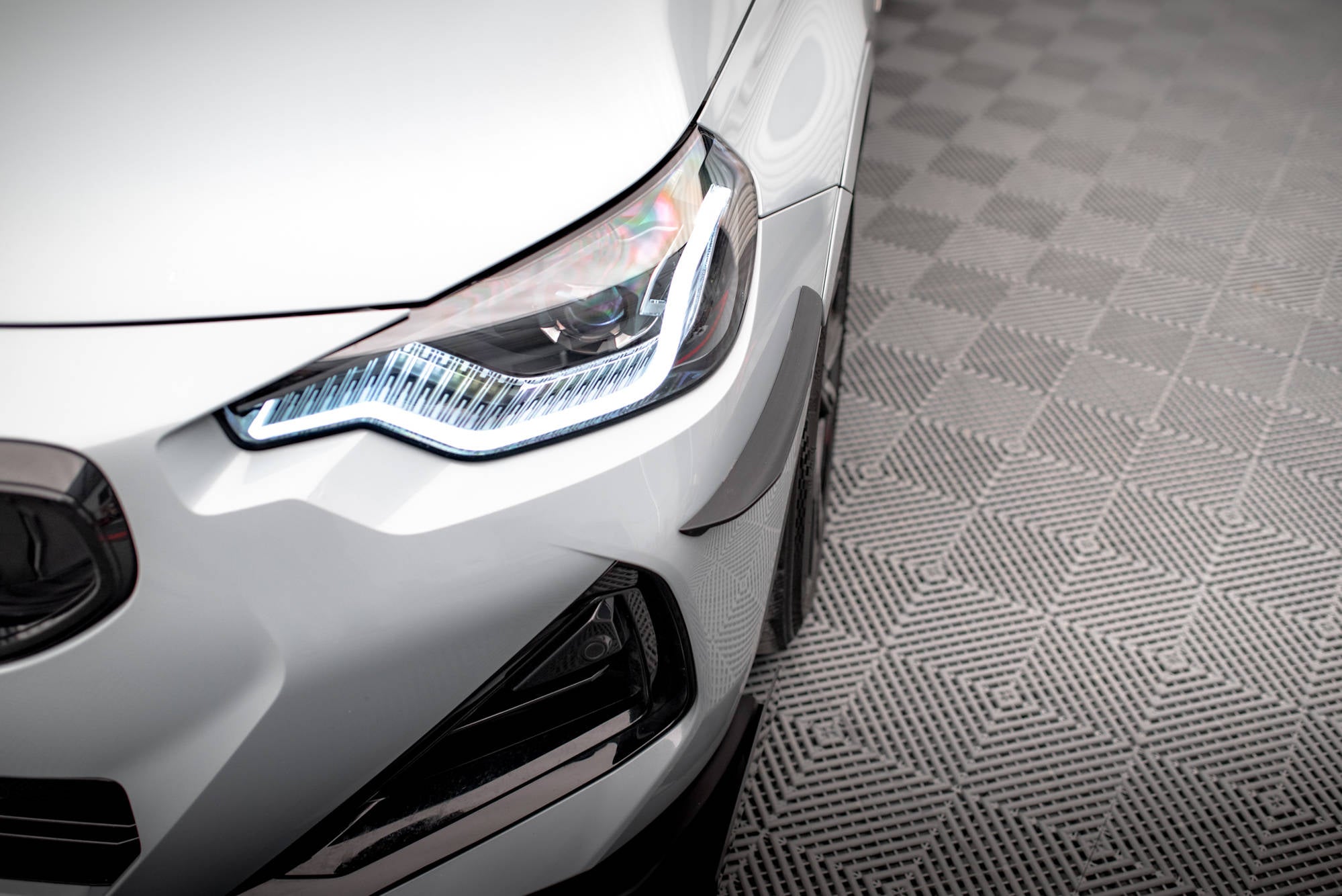 Forreste kofangervinger (canards) BMW 2 Coupe M-Pack / M240i G42