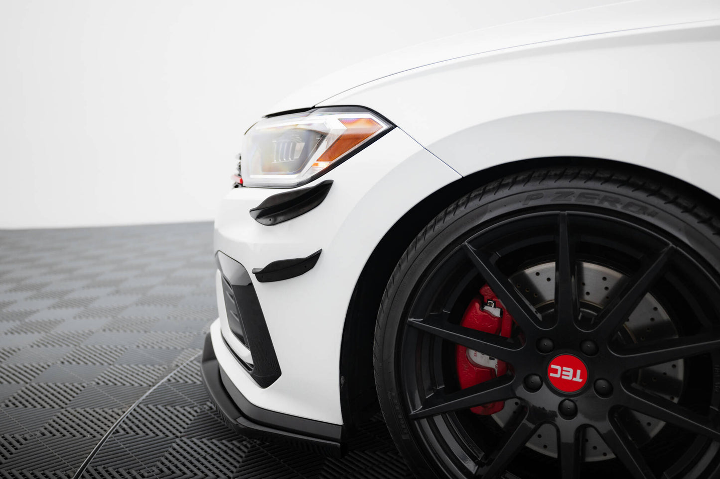 Etupuskurin siivet (Canards) Volkswagen Jetta Gli Mk7