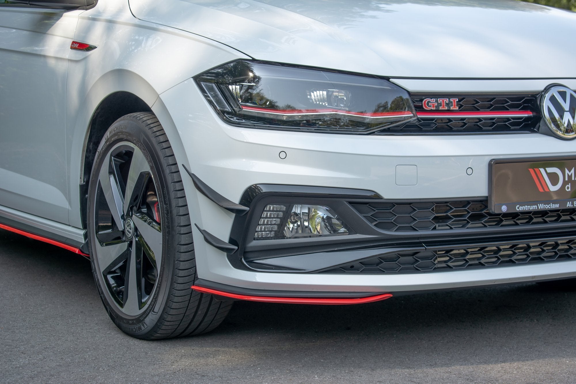 Etupuskurin siivet (Canards) Volkswagen Polo GTI MK6