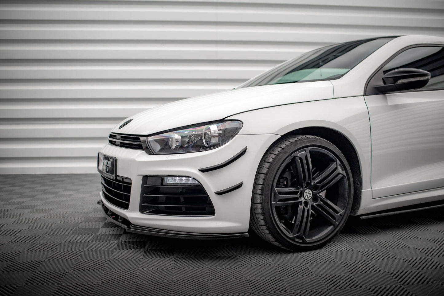 Front bumper wings (canards) volkswagen scirocco r mk3