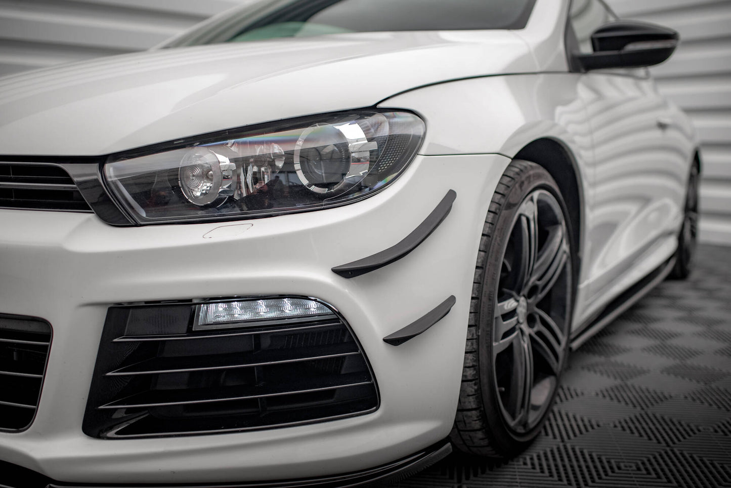 Front bumper wings (canards) volkswagen scirocco r mk3